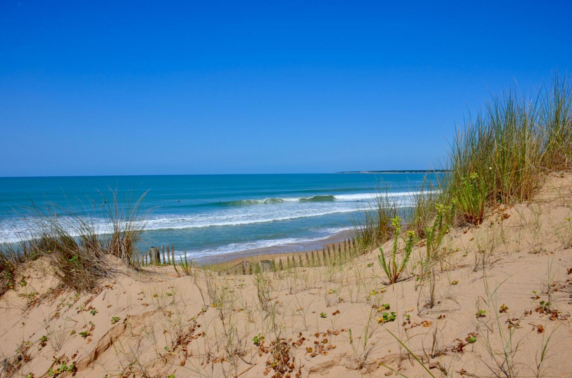Camping Le Clos Des Pins Longeville-sur-Mer Buitenkant foto